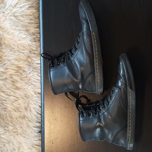 Dr. Martens  Black SHERIDAN Boots